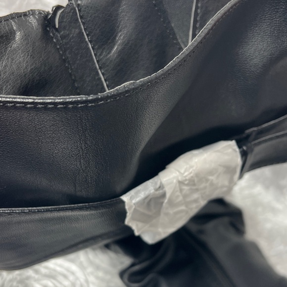 TG Black Women's Boots - Picture 10 of 10